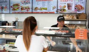 embed signage - digital signage software - windows device support - Multi Screen Output Support