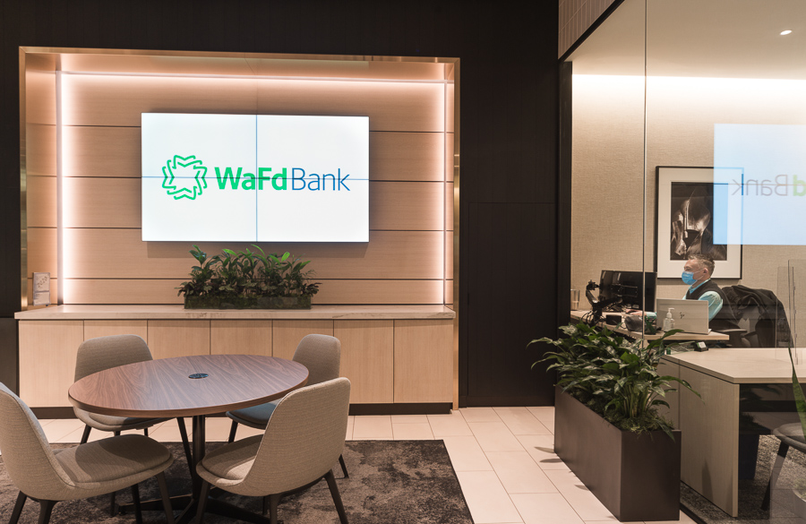embed signage - digital signage software - customers WaFd Bank Video Wall