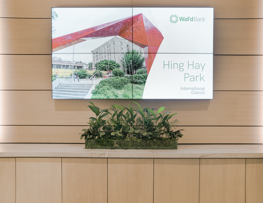 embed signage - digital signage software - customers WaFd Bank Video Wall