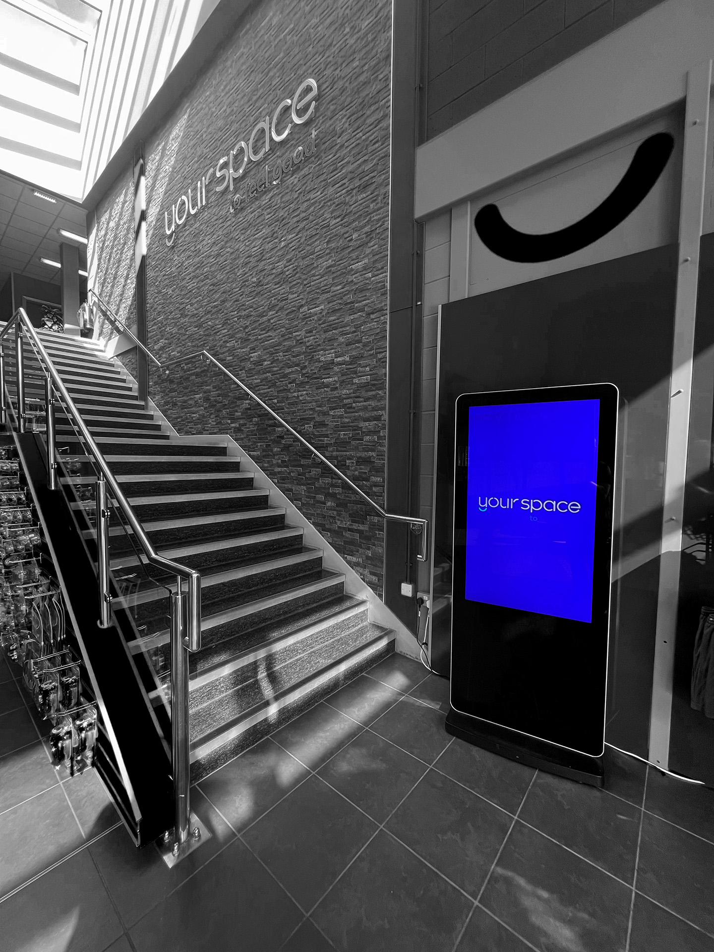 embed signage digital signage software - barnsley premier leisure BPL - totem display stairs gym fitness leisure digital signage
